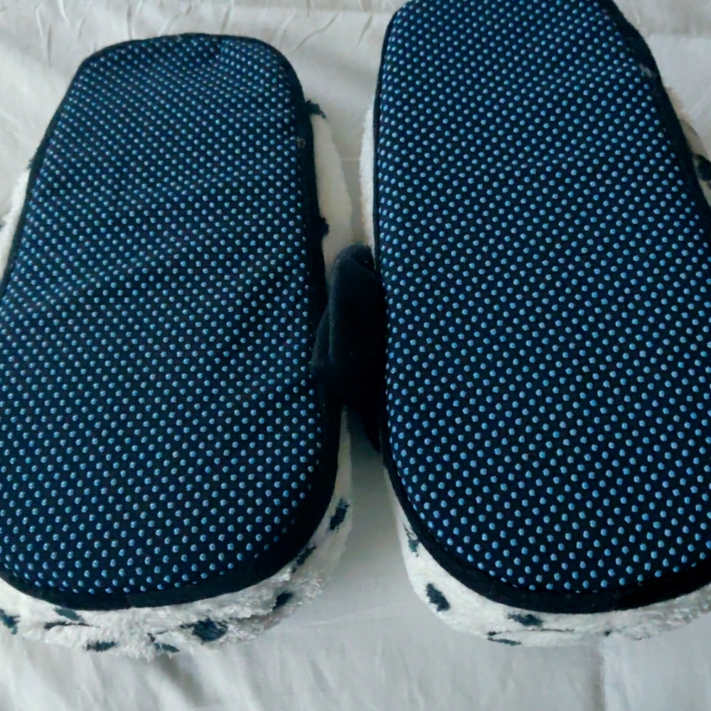 New Black/White Dog Slippers - Picture 2 of 5